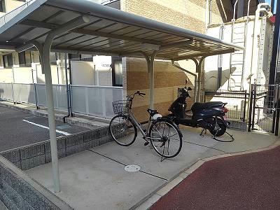 その他共有部分　自転車置き場は無料でご利用いただけます。