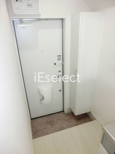 玄関　シューズBOX付の玄関