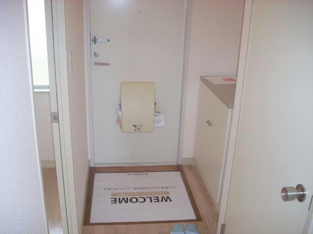 玄関　※別部屋写真