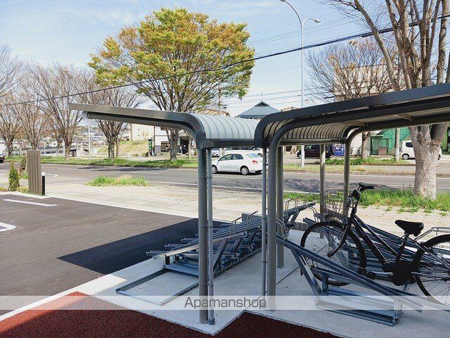 ＪＲ仙石線 多賀城駅 バス乗車時間：15分 最寄りバス停で下車 徒歩2分 3階建 築2年の外観写真