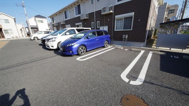 駐車場　敷地内駐車場