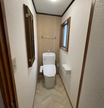 泓ノ壺町貸家のトイレ写真