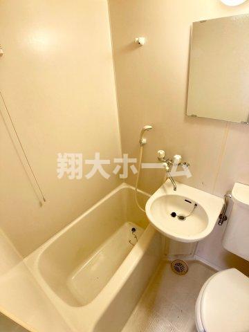 東京メトロ千代田線 北千住駅 徒歩7分 3階建 築30年の風呂写真