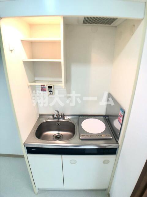 東京メトロ千代田線 北千住駅 徒歩7分 3階建 築30年のキッチン写真