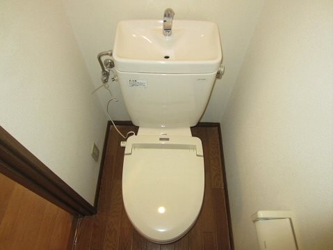 ヴィララックルジューンのトイレ写真