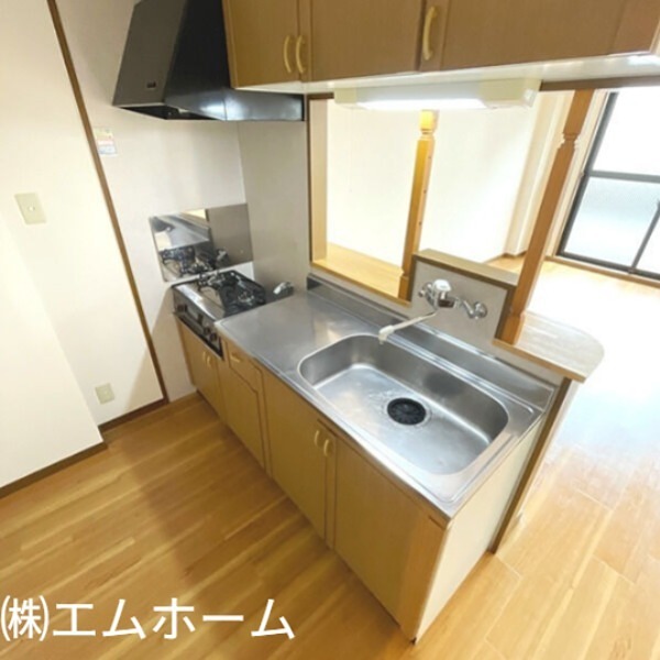 キッチン　カウンターキッチン（ガス2口コンロ設置できます）