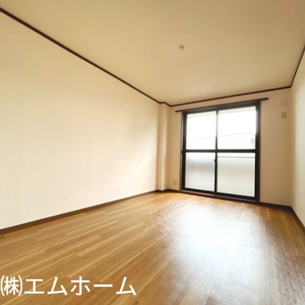 バルコニー　ＬＤＫ10.4帖　南面バルコニー