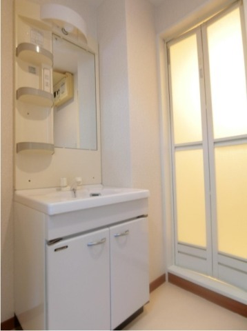 洗面設備　朝のお支度はこちらで