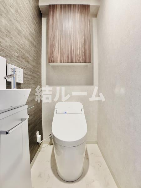 都営三田線 新高島平駅 徒歩2分 8階建 築3年のトイレ写真