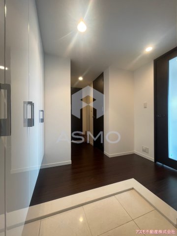 玄関　同マンション別部屋　参考写真