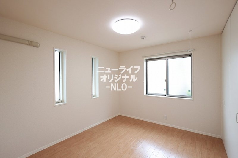 その他部屋・スペース　ベッドがゆったりと配置できる主寝室に最適な空間！