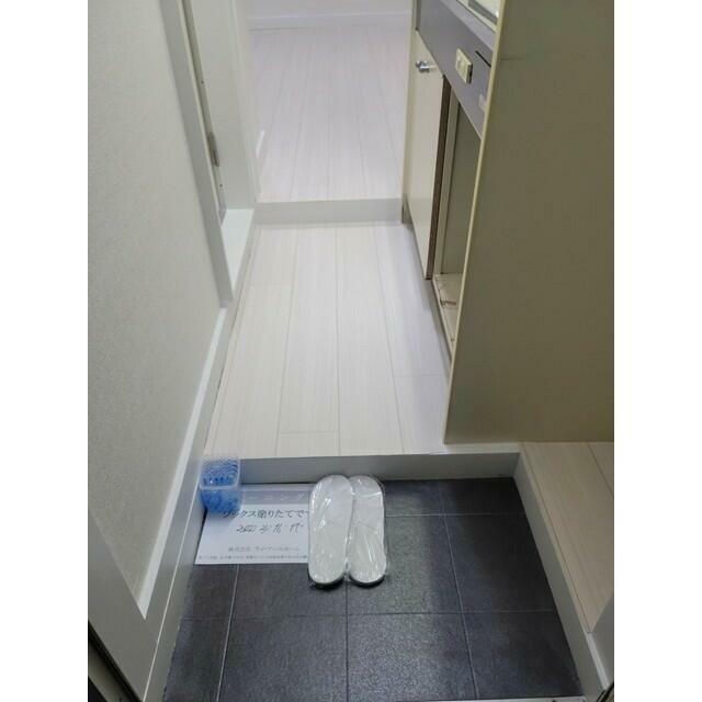 リモード本厚木A棟の玄関写真