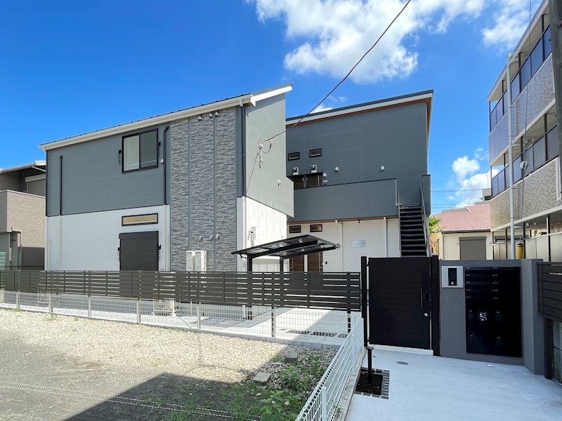 建物外観　住宅地囲まれた静かな環境です
