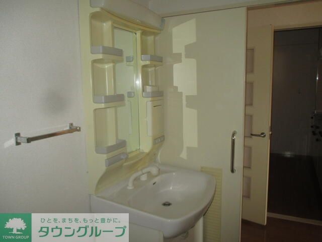 洗面設備　タウンハウジング仙川店まで♪