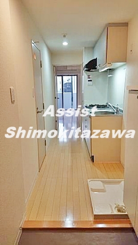 玄関　室内写真：同物件の参考写真です