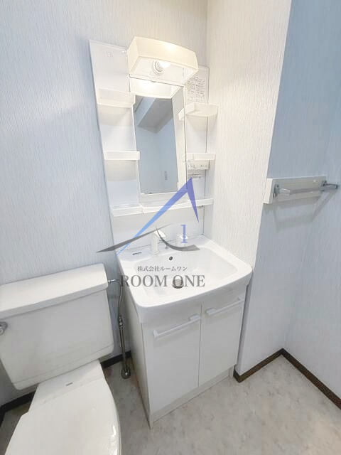 洗面設備　洗面台です。