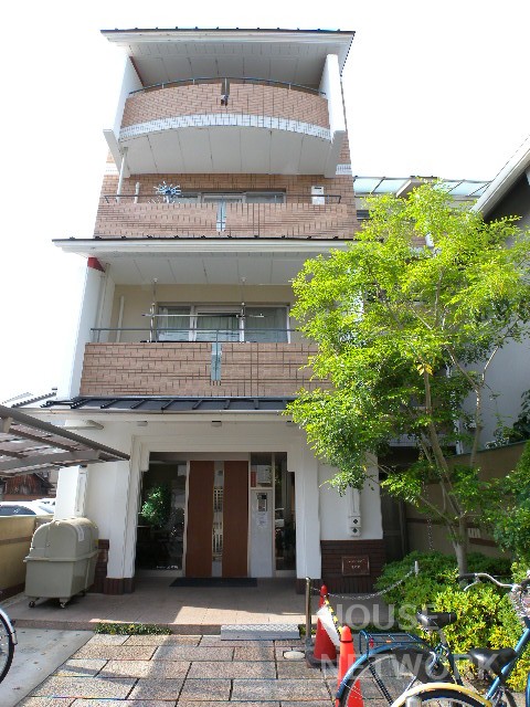 建物外観　お部屋探しはハウスネットワーク左京店へ