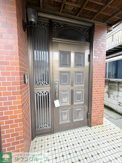 エントランス　エントランス