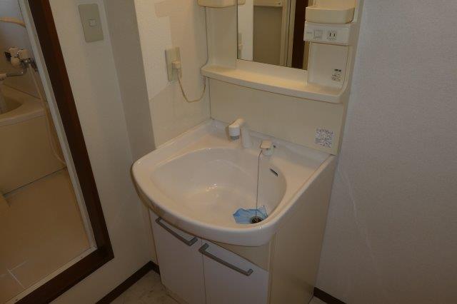 洗面設備　シャンプードレッサー