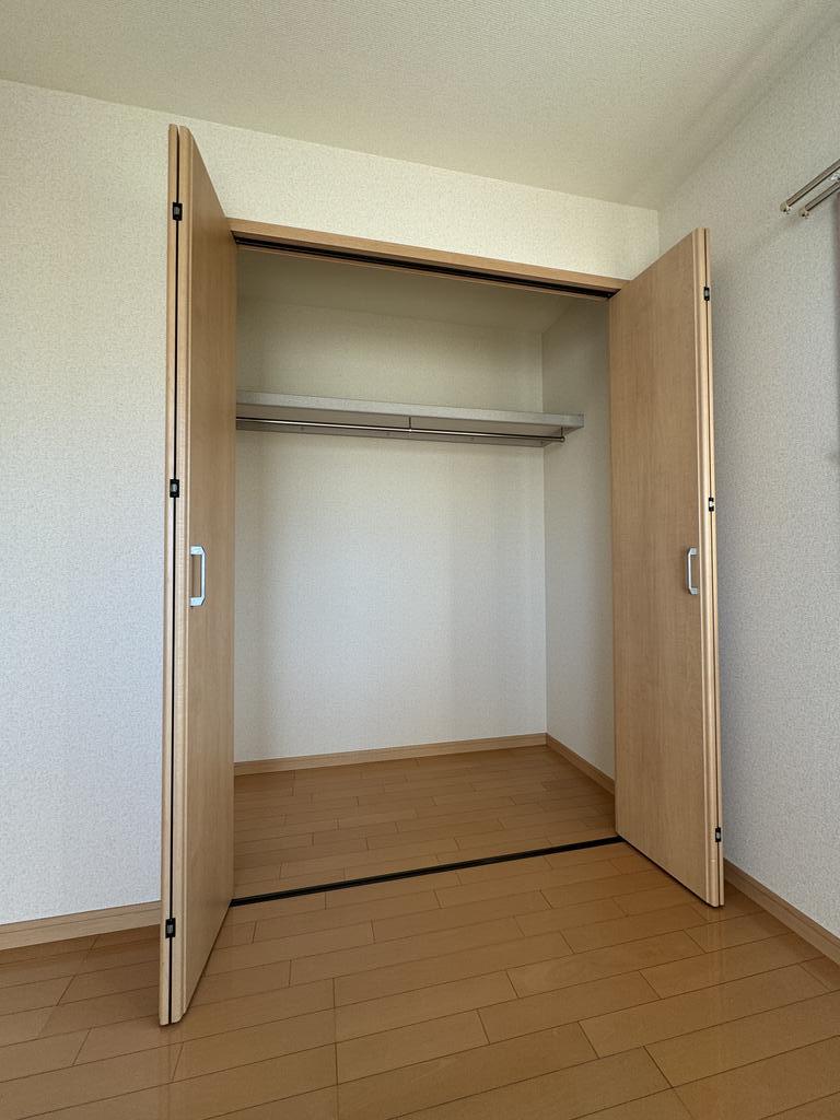 収納　クローゼット