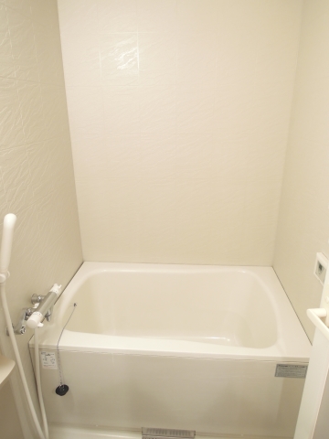 バス・シャワールーム　バス・トイレ別タイプ