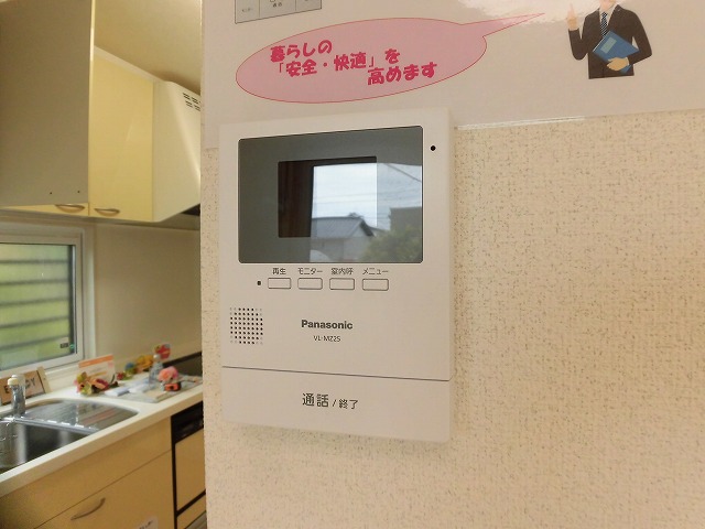 セキュリティ　モニター付きインターフォン