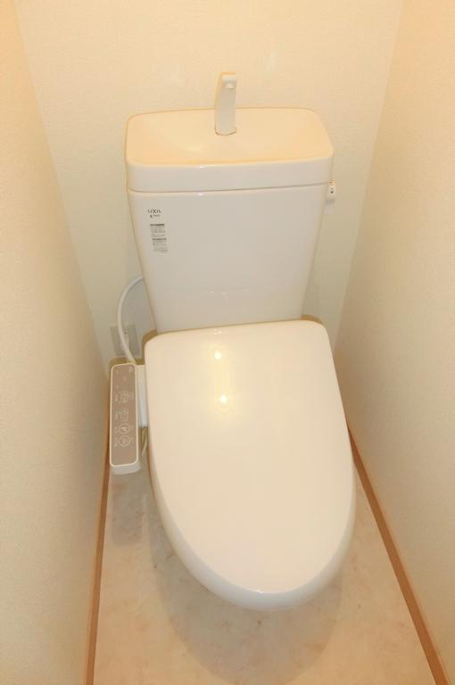 トイレ　同型物件の写真です