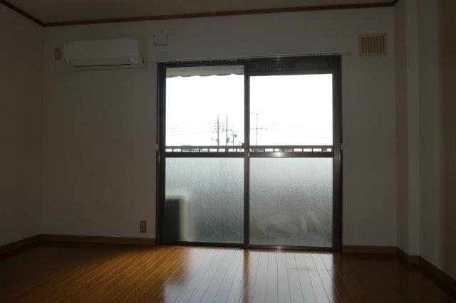 居室・リビング　洋室