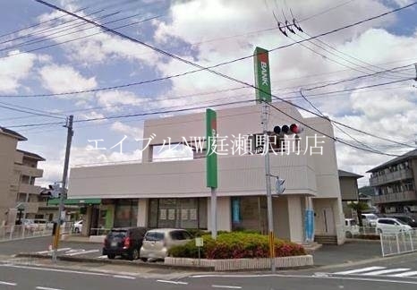 銀行　トマト銀行津高支店（銀行）まで218m