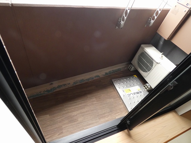 バルコニー　バルコニー