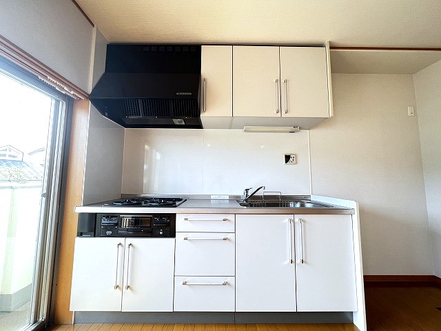 キッチン　3口ガスコンロシステムキッチ