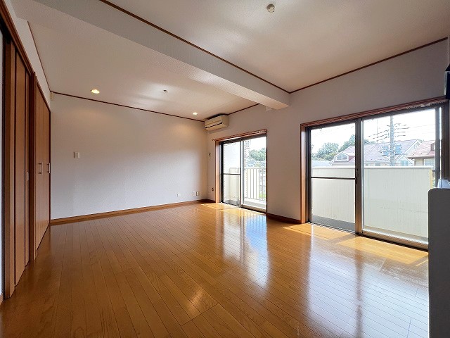 居室・リビング　LDK13帖