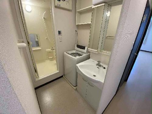 洗面設備　設備・仕様は号室により異なる為、現況を優先致します。