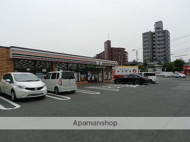 コンビニ　セブンイレブン八幡穴生１丁目店（コンビニ）まで654m