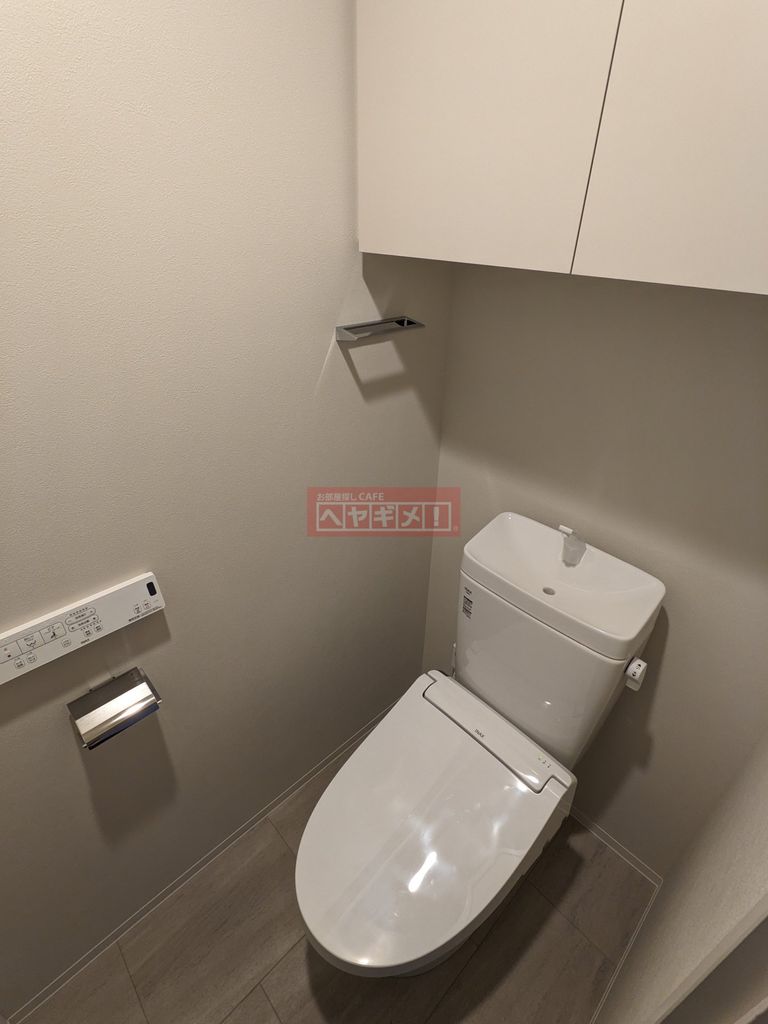 トイレ　トイレ