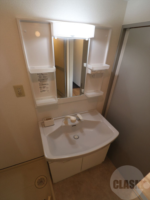 洗面設備　独立洗面台