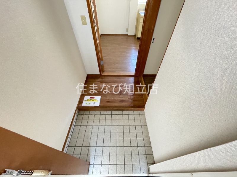 玄関　同型別部屋写真