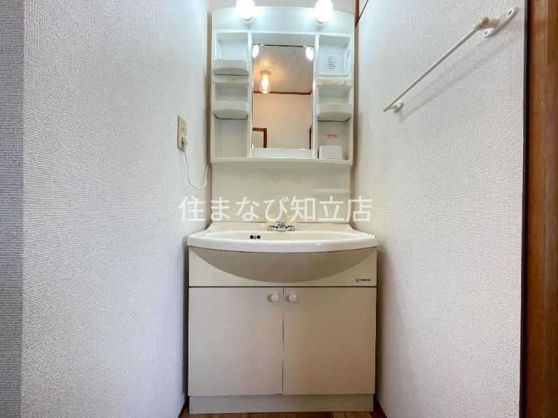 洗面設備　同型別部屋写真