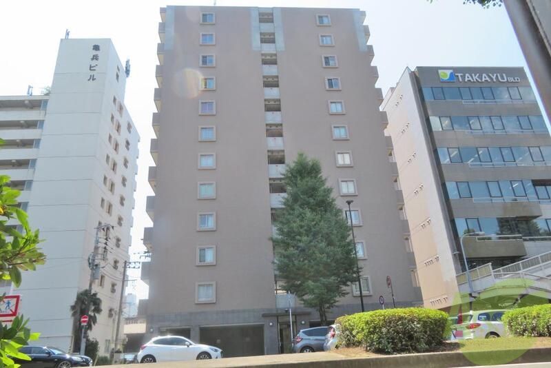 【仙台市青葉区大町のマンションの建物外観】