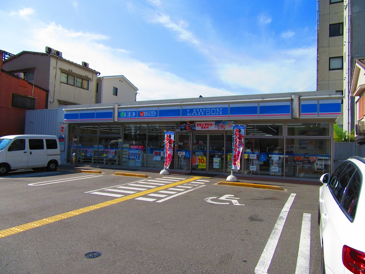 コンビニ　ローソン加島四丁目店（コンビニ）まで56m