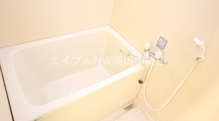 バス・シャワールーム　バス