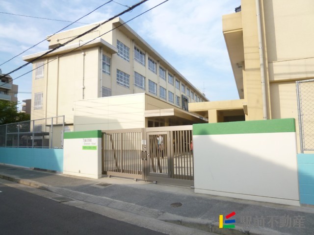 小学校　高取小学校（小学校）まで500m