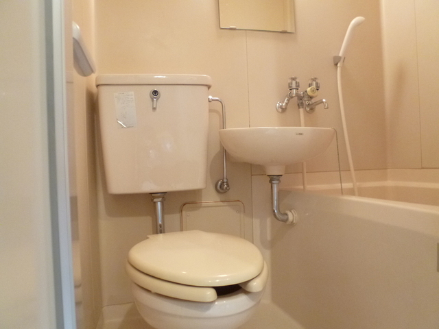 トイレ　トイレ