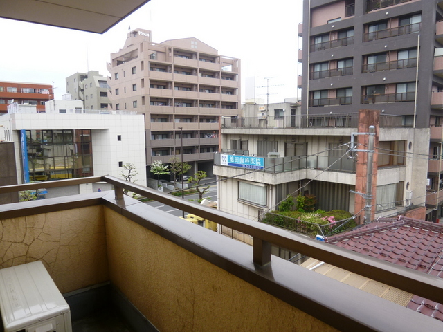 眺望　ベランダより