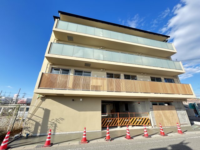 【プレミール小野王子町の建物外観】