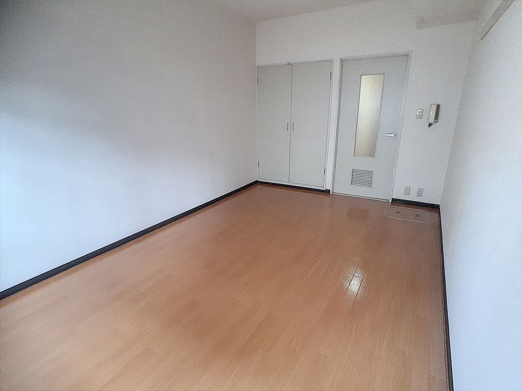 居室・リビング　別部屋の写真です。