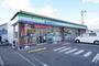 コンビニ　ファミリーマート松山内宮店（コンビニ）まで910m