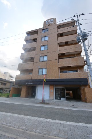 ダイアパレス本町の建物外観