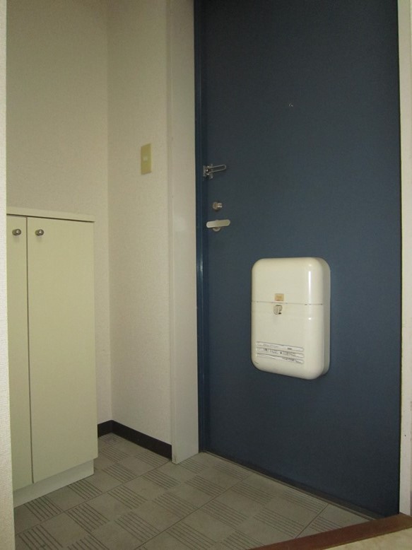 玄関　シューズボックス