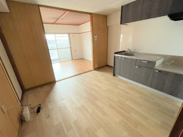 玄関　玄関から見た視界